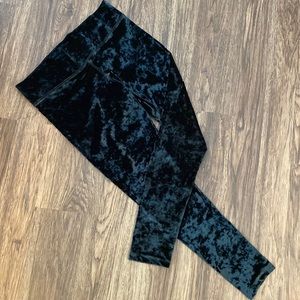 NWOT PINK velour leggings, size Large